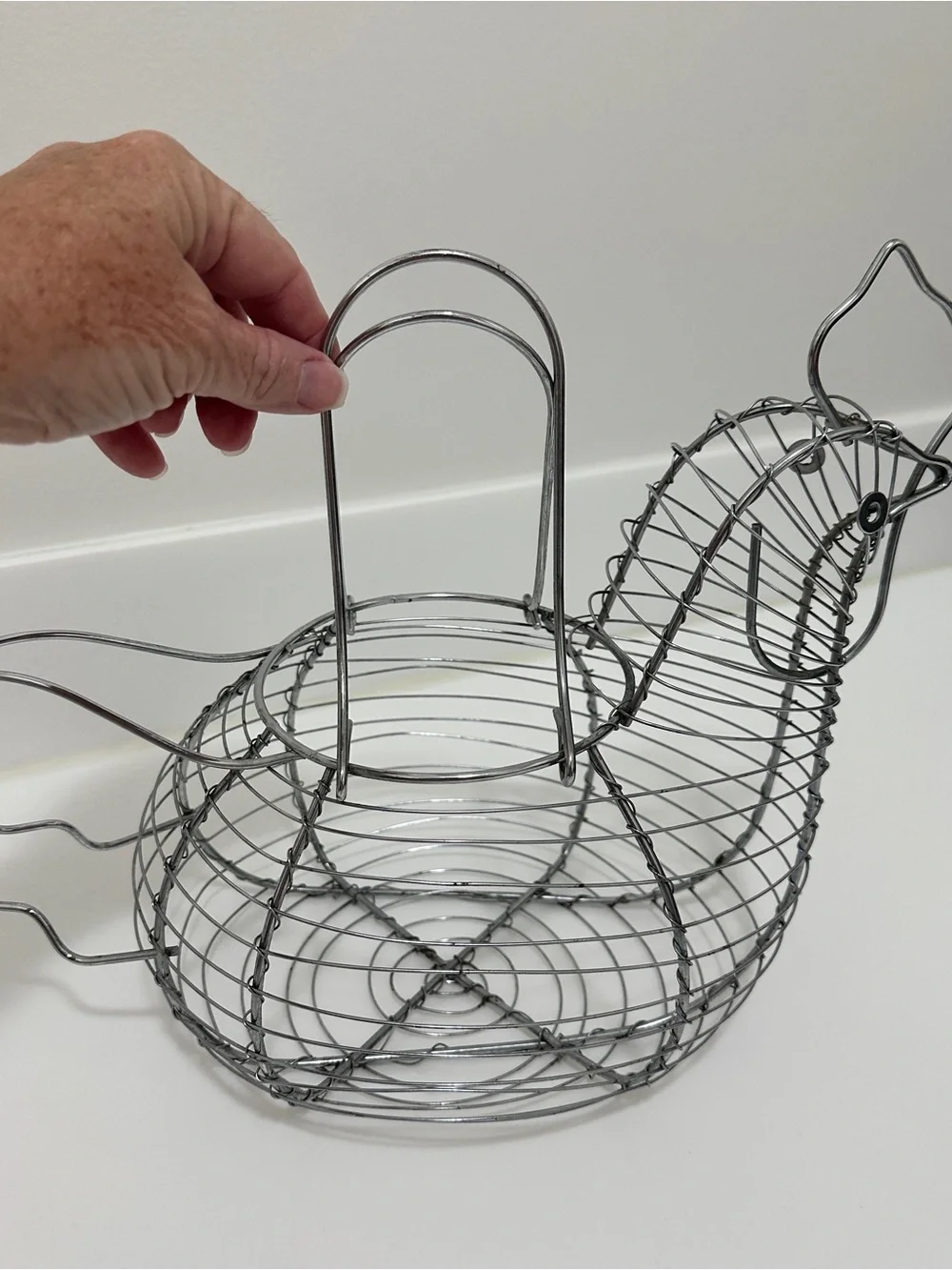 Wire Chicken Egg Basket Farmhouse Kitchen Counter Metal Carrier